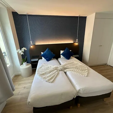 Hotel Opera Deauville 3*