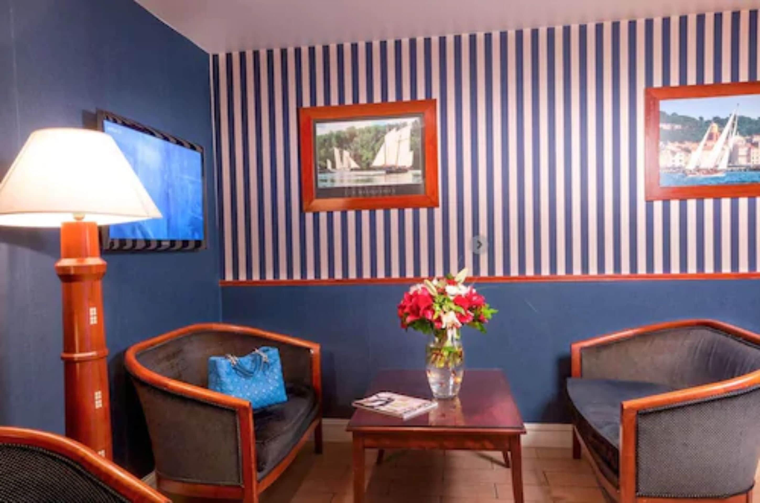 Hotel Opera Deauville 3*