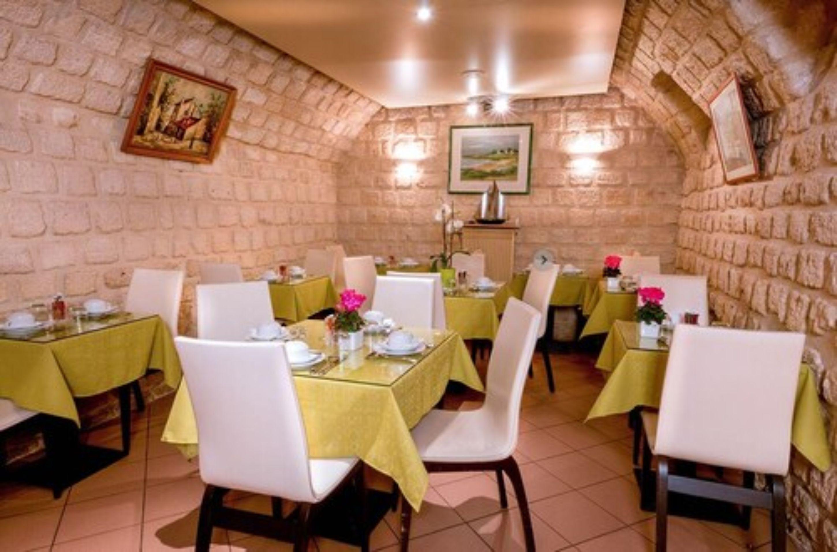 Hotel Opera Deauville 3*