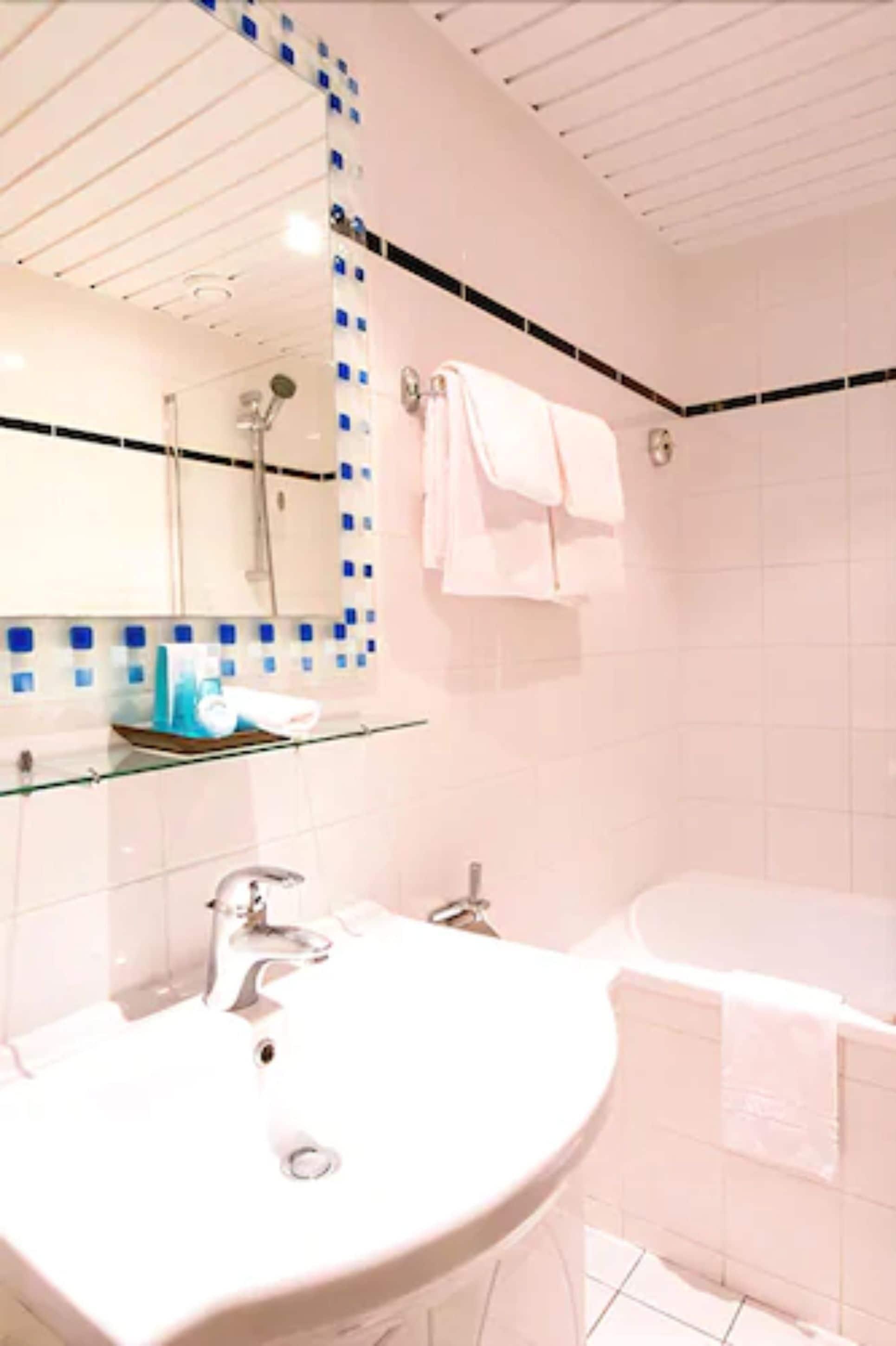 Opera Deauville Hotel Paris