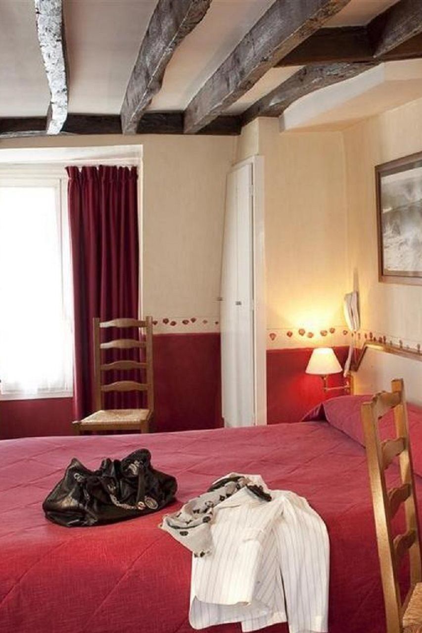 Hotel Opera Deauville 3*